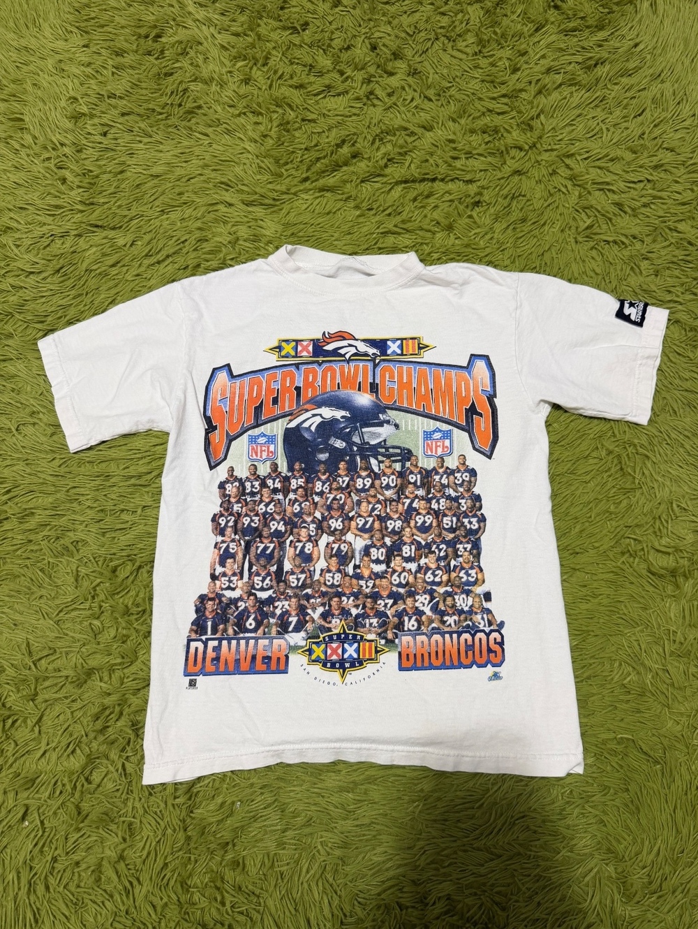 Vintage 1998 Starter NFL Denver Broncos Super Bowl XXXII Champions T-shirt Small